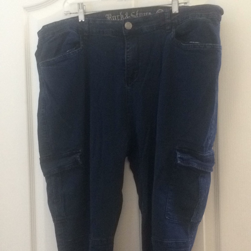 FINAL MARKDOWN Ladies' Rock & Stone Skinny Jeans (22)